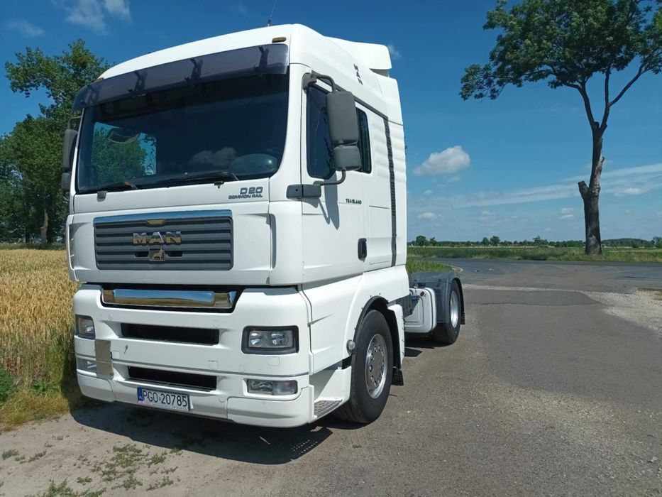 Ciągnik siodłowy MAN 18.440