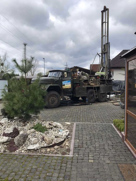 Бурение скважин. Буріння свердловин Митниця. Монтаж обладнання. Ремонт