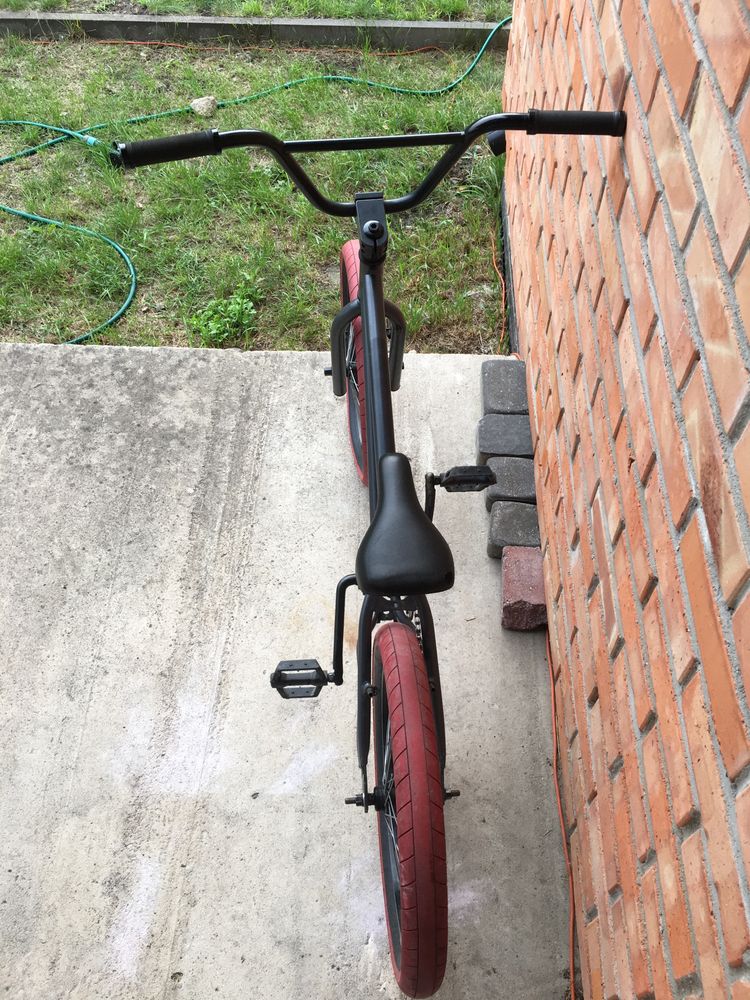 Rower BMX (opony Cult)