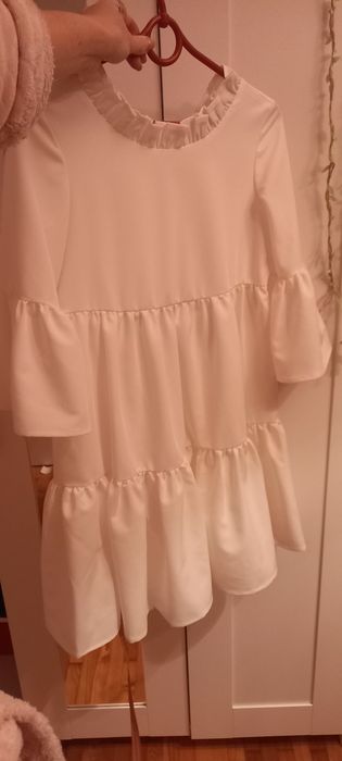 Плаття біле для дівчинки,на перше причастя