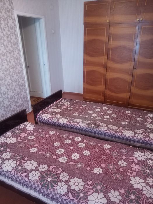 Сдам  2ком. квартиру на Малой 3. Центр. Хозяин.