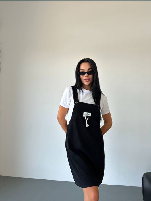 Сарафан жіночий чорного кольору