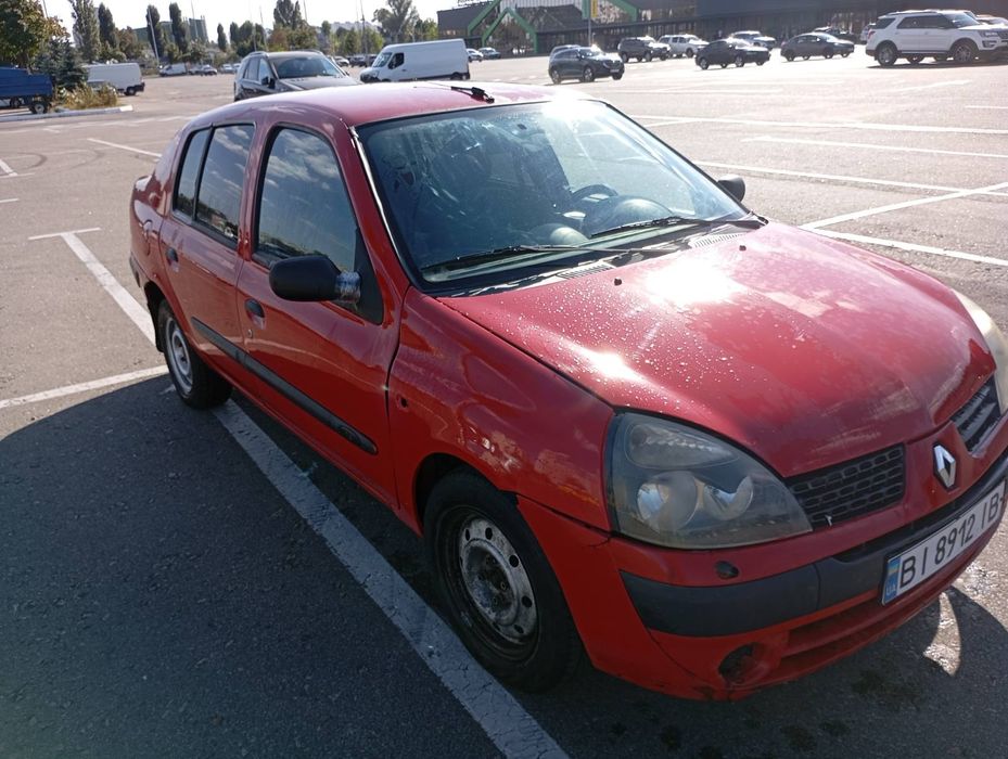 Renault Clio symbol 2004р.  1,4 бенз.