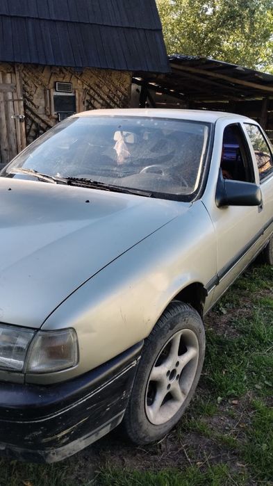 Продам Opel Vectra A 1.8
