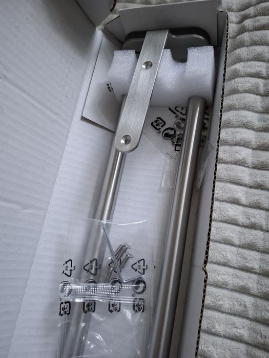 Uchwyt IKEA na ręczniki- nowy