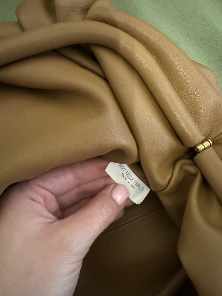 Bottega Veneta pouch коричневый клатч