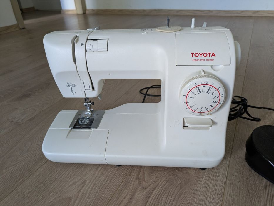 Швейна машинка Toyota SPA 15