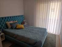 Vendo cama e colchão azul