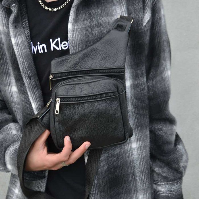 Чоловіча тактична сумка з натуральної шкіри на груди