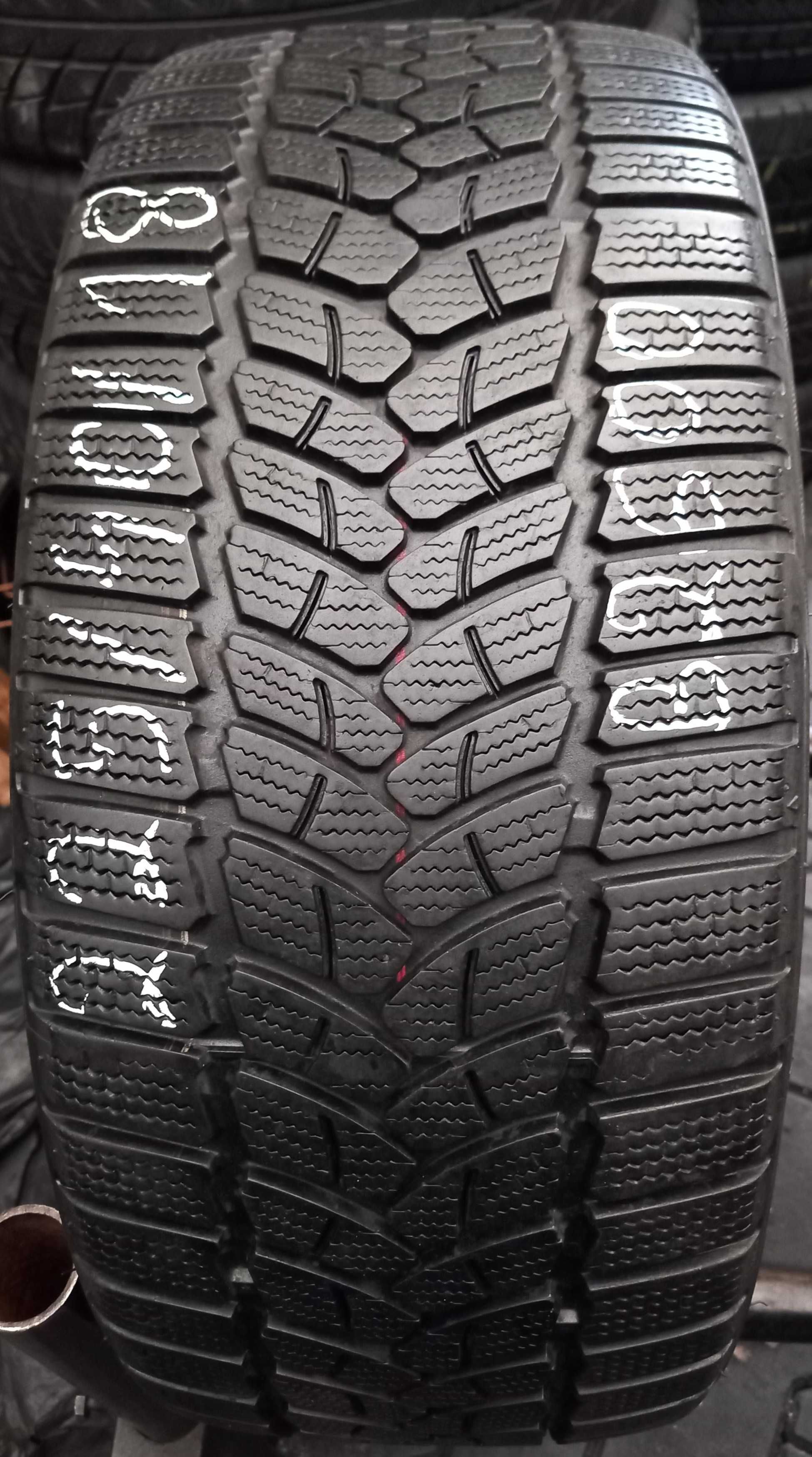 225/40/18 Firestone Winter Hawk 3 92V