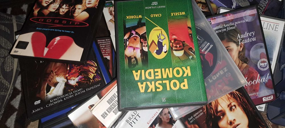 Filmy DVD Wyprzedaż kolekcji - dużo ciekawych tytułów ponad 100 sztuk.