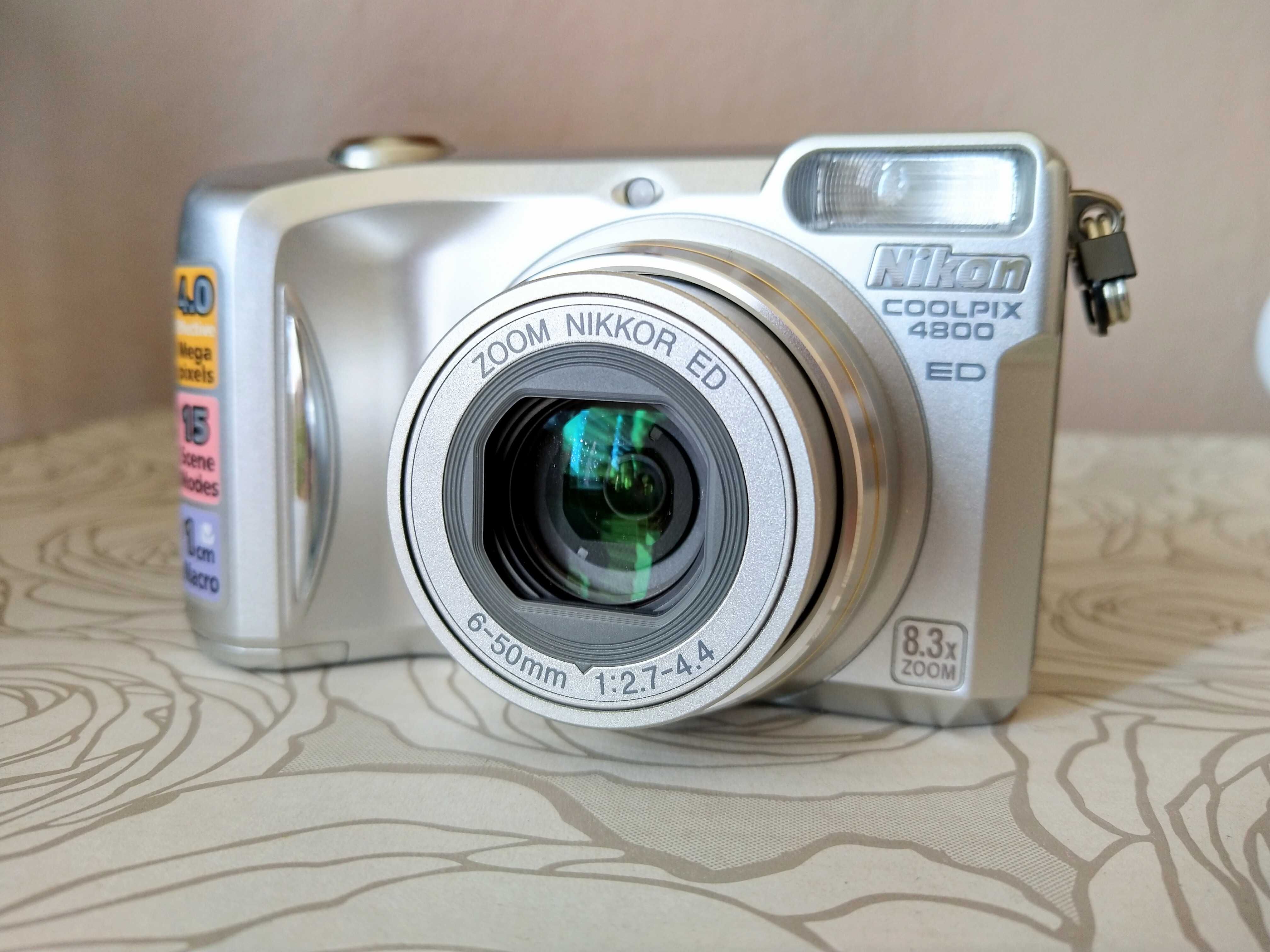 Cyfrowy aparat kompaktowy Nikon Coolpix 4800