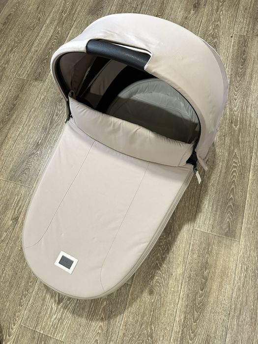 Продам коляску сайбекс люльку та автокрісло cybex priam