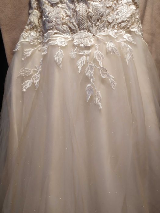 Piękna suknia ślubna plus size