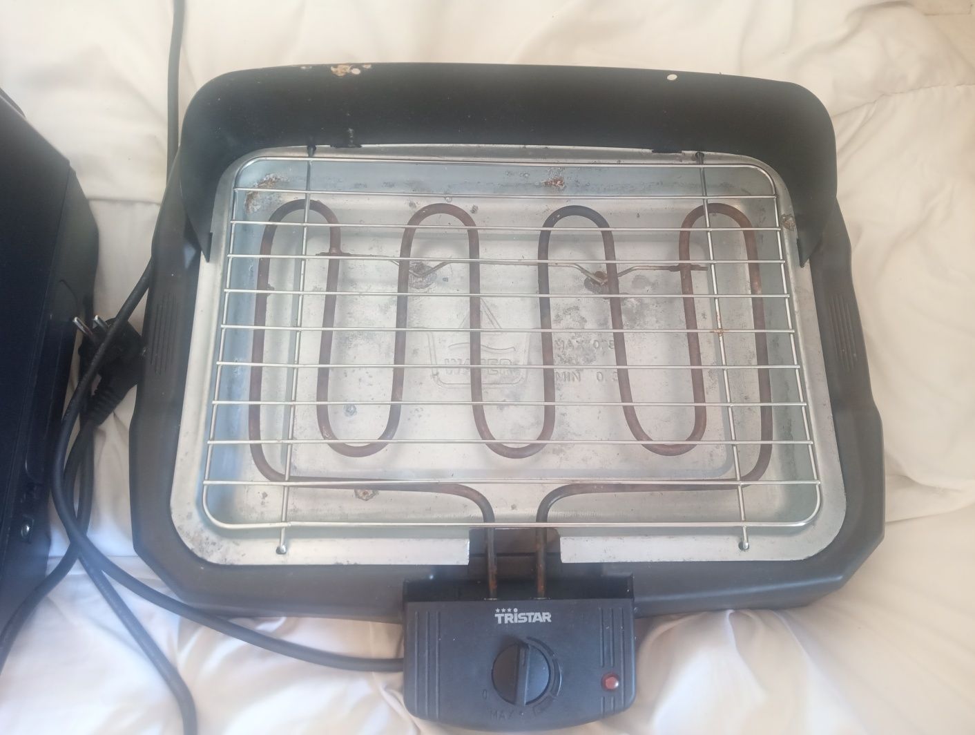 Air Fryer com grill Silvercrest e uma churrasqueira eletrica 
Air Frye
