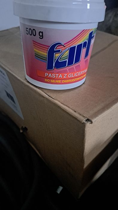 Pasta do rąk fart
