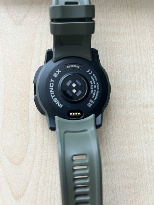 Garmin Instinct 2X Solar – świetny stan, komplet pudełko + kabel