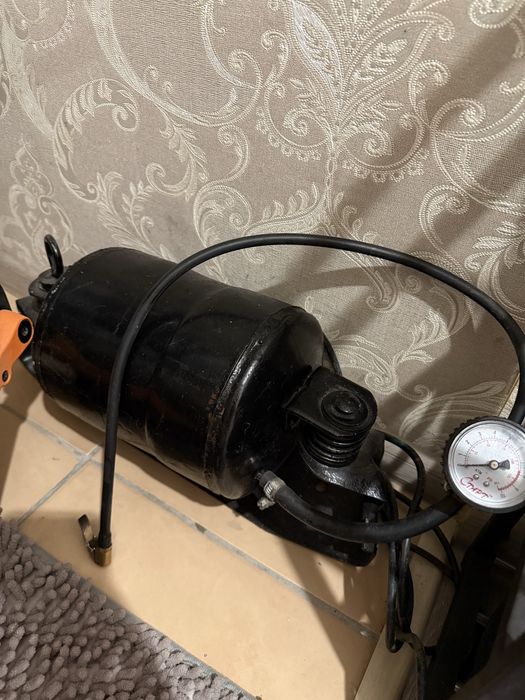 Компрессор от холодильника , насос, рабочий