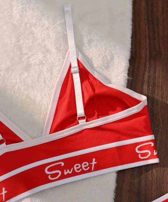 Комплект білизни – ідеальний для подарунка або для себе, белье нижнее