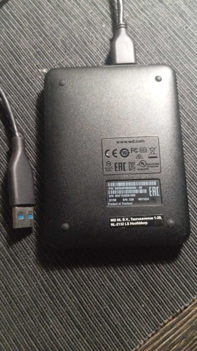 Внешний HDD WD Elements 2Tb  USB3.0 черный