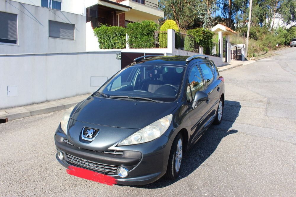 Pegeout 207 SW Sport Diesel