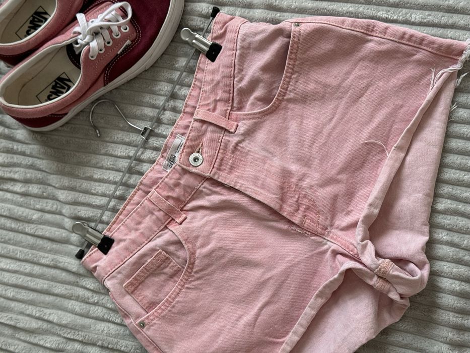 Рожеві джинсові шорти ZARA S M