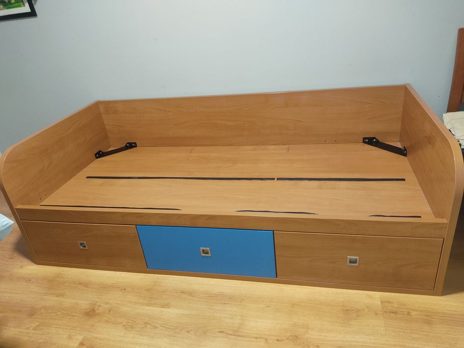 Cama de solteiro