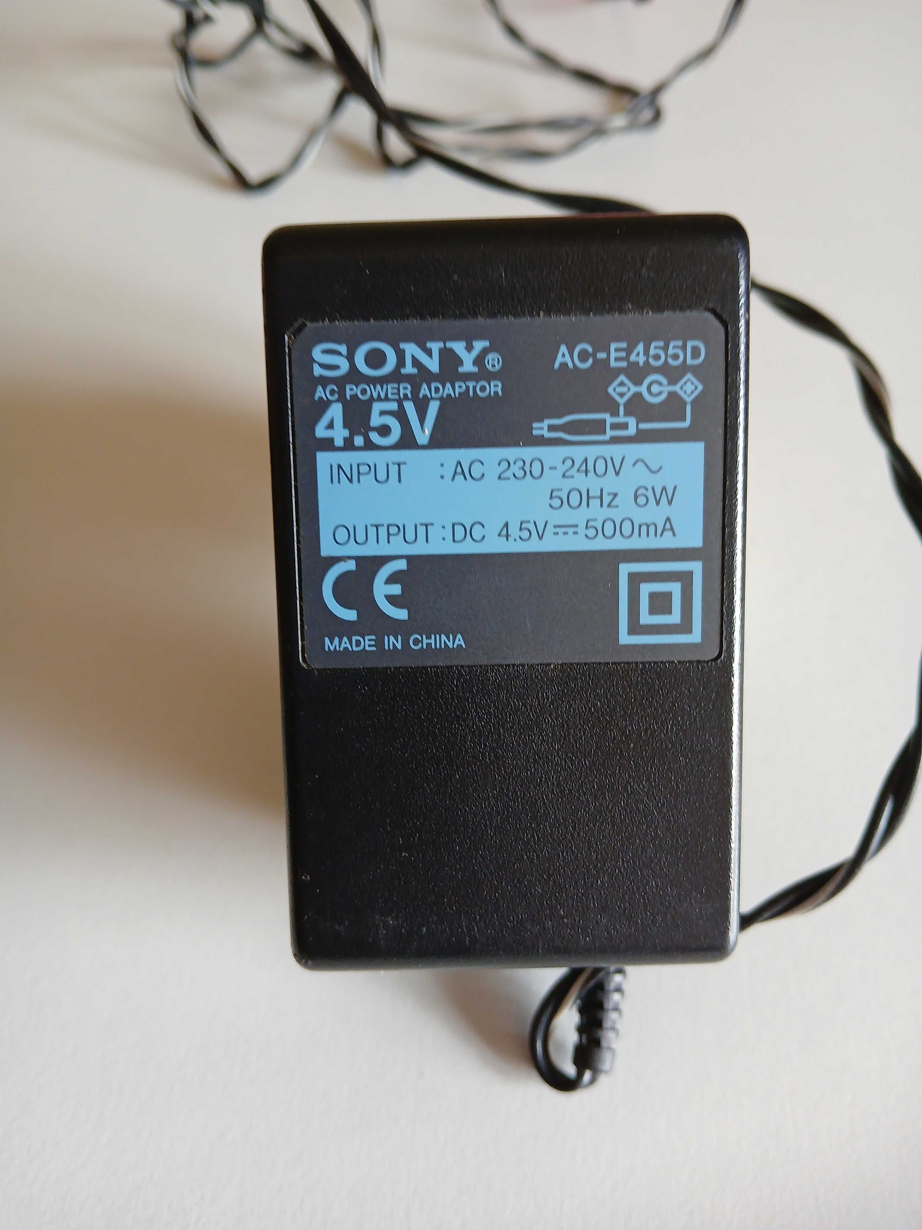 Sony Discman D-151 CD Player + adaptador de corrente (Para reparação)