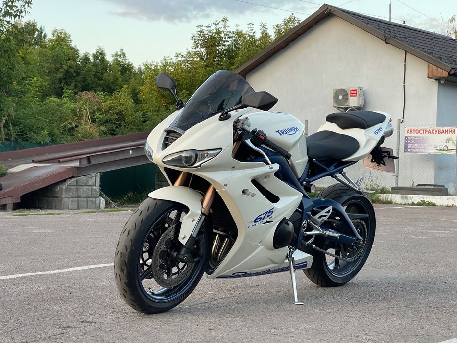 Мотоцикл TRIUMPH Daytona 675