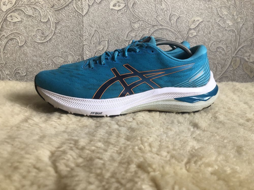 Оригінал кросівки Asics Gel GT2000 11 біг волейбол 42,5 42 41,5 27
