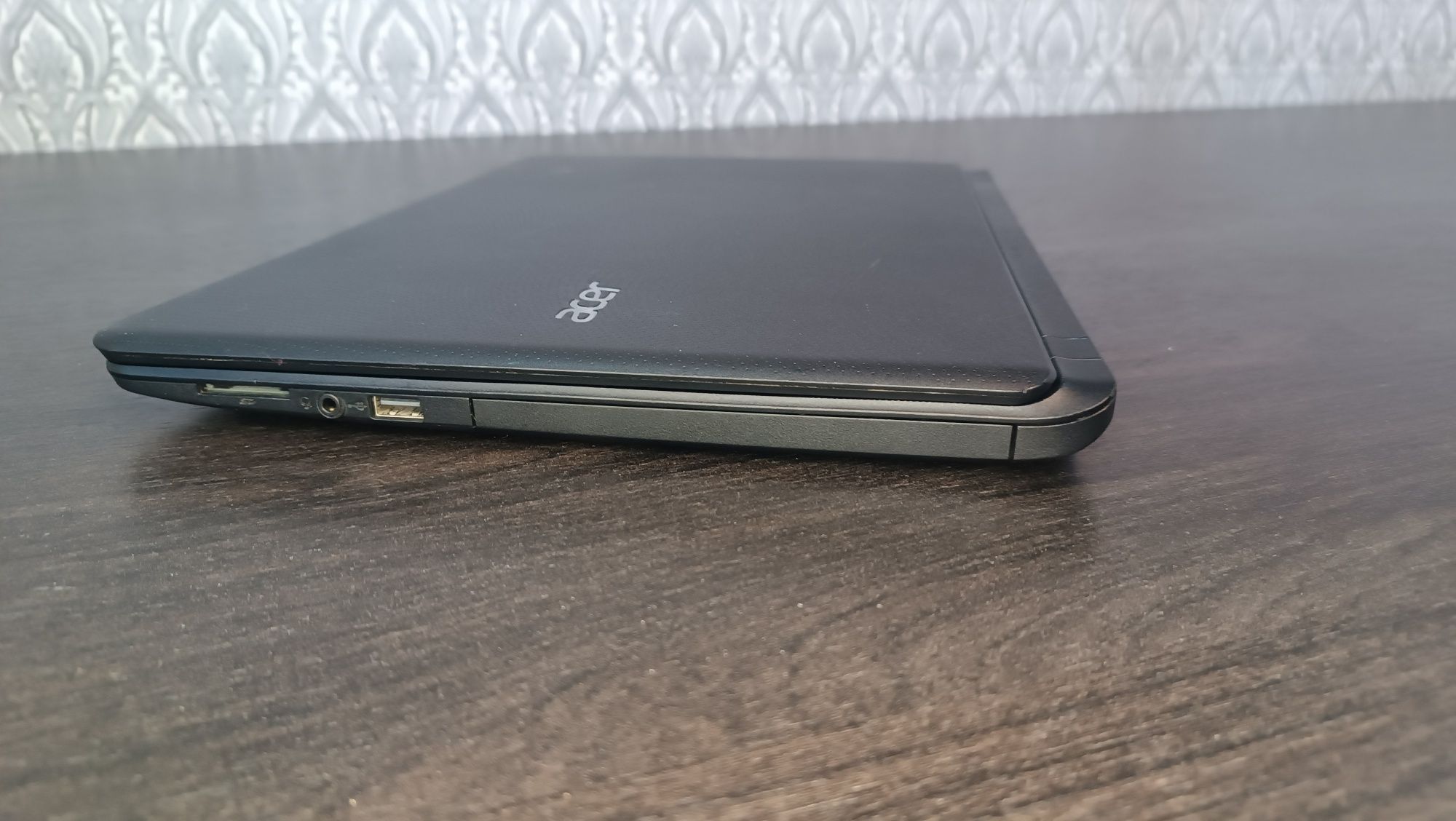 Ноутбук Acer Aspire ES15 ES1-533-C7GW 15,6" (NX.GFTEU.044) black