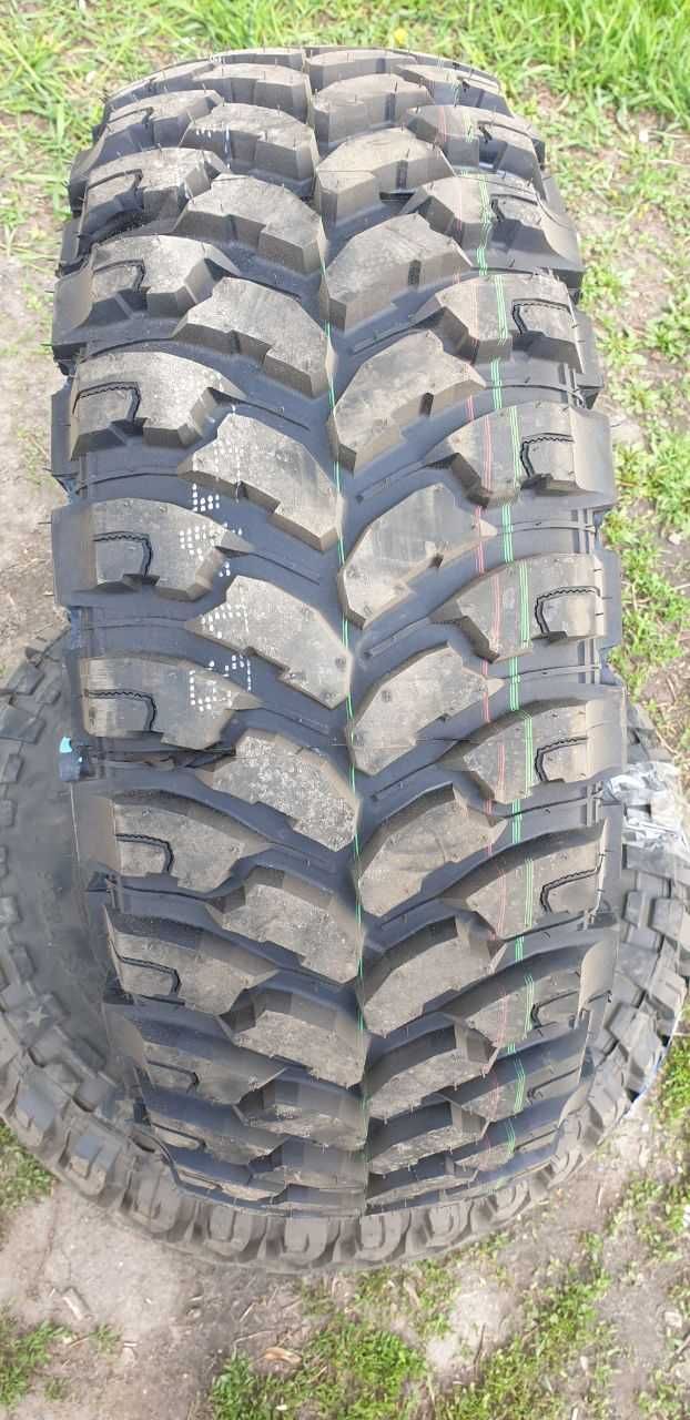 Комплект Roadcruza  A/T Comforser МТ 265/65 R17 Болото Грязь