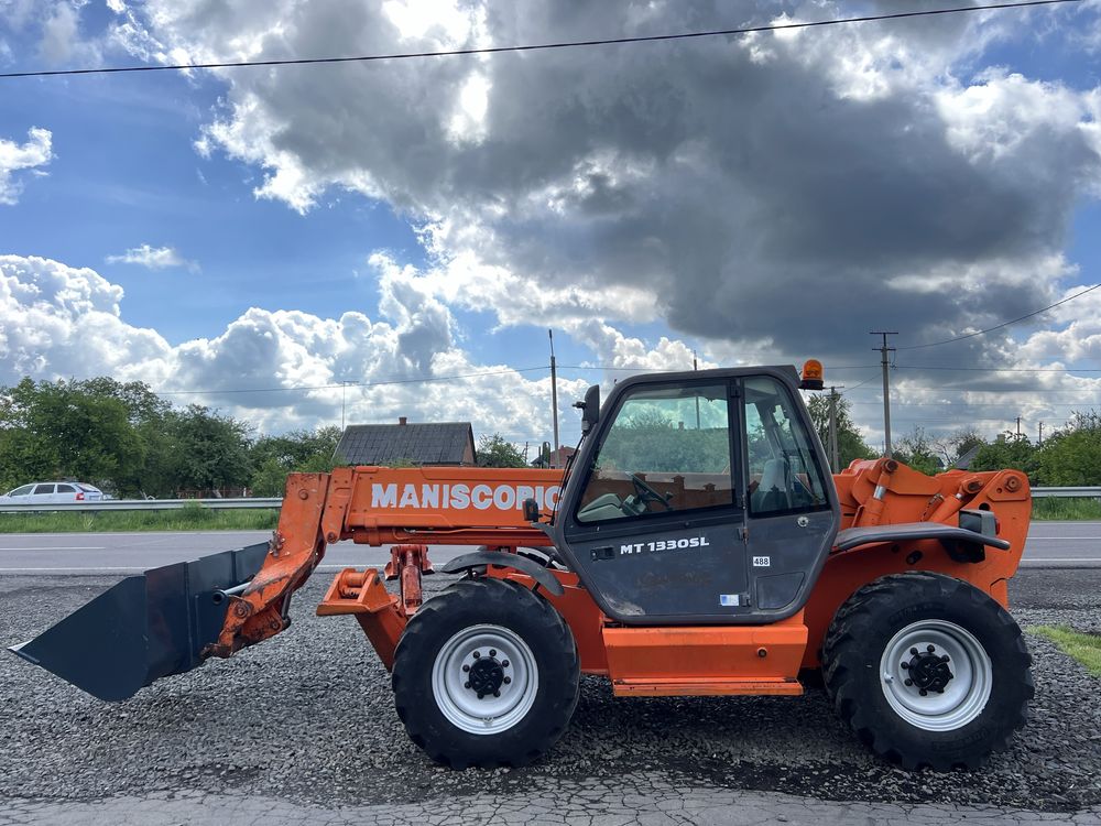 Маніту Manitou MT1330 телескопічний JCB