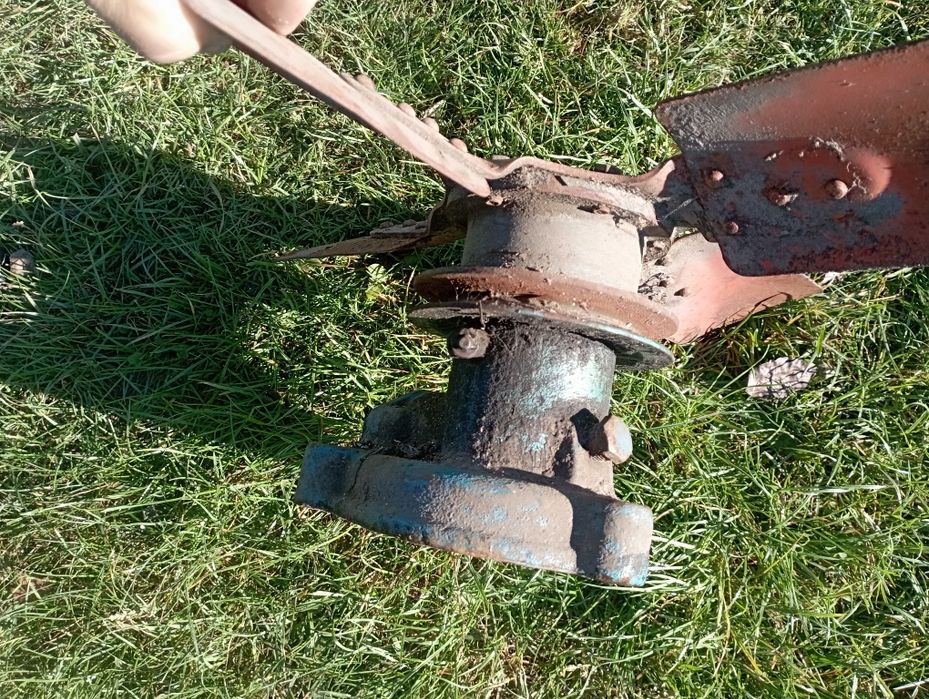 Водяна помпа МТЗ -50