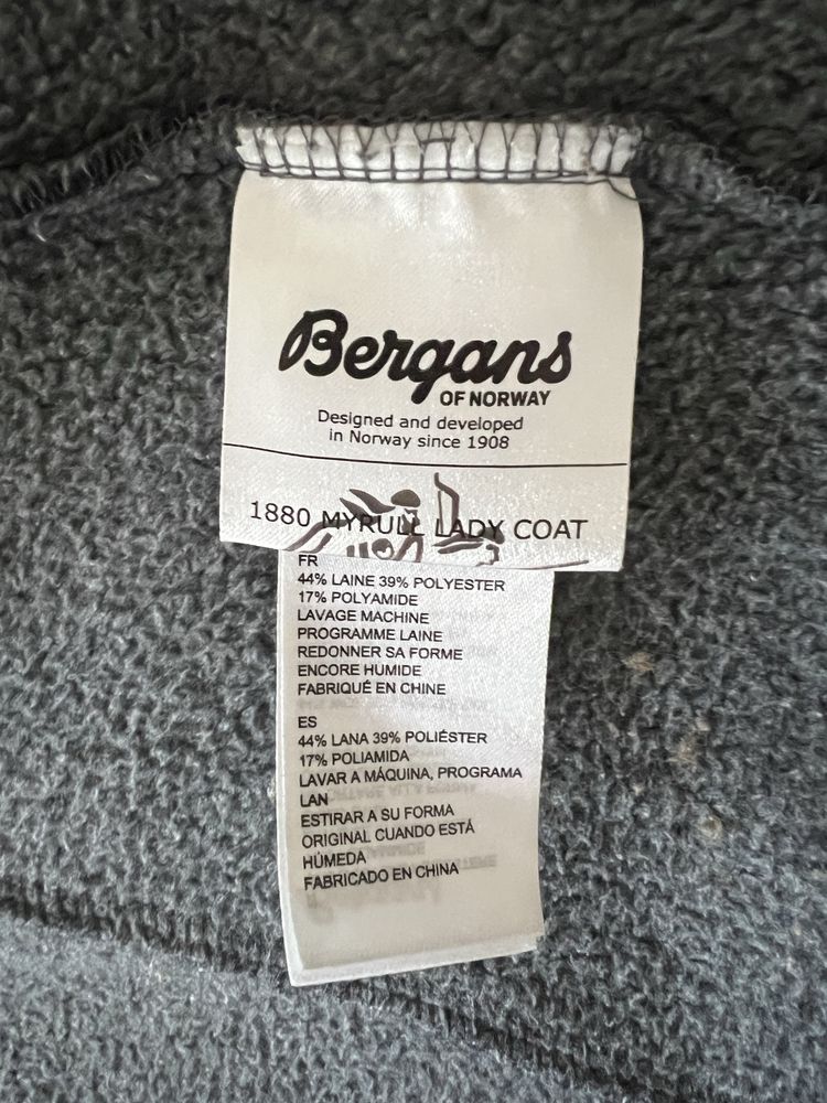 Genialny płaszcz wełniany Bergans 1880 Myrull Lady Coat S