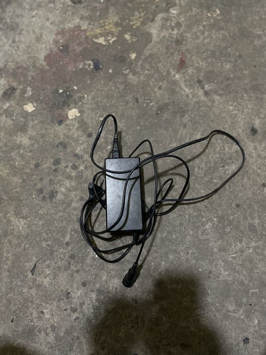 Оригінальна зарядка Gazelle 36v на електро-велосипед зарядний пристрій