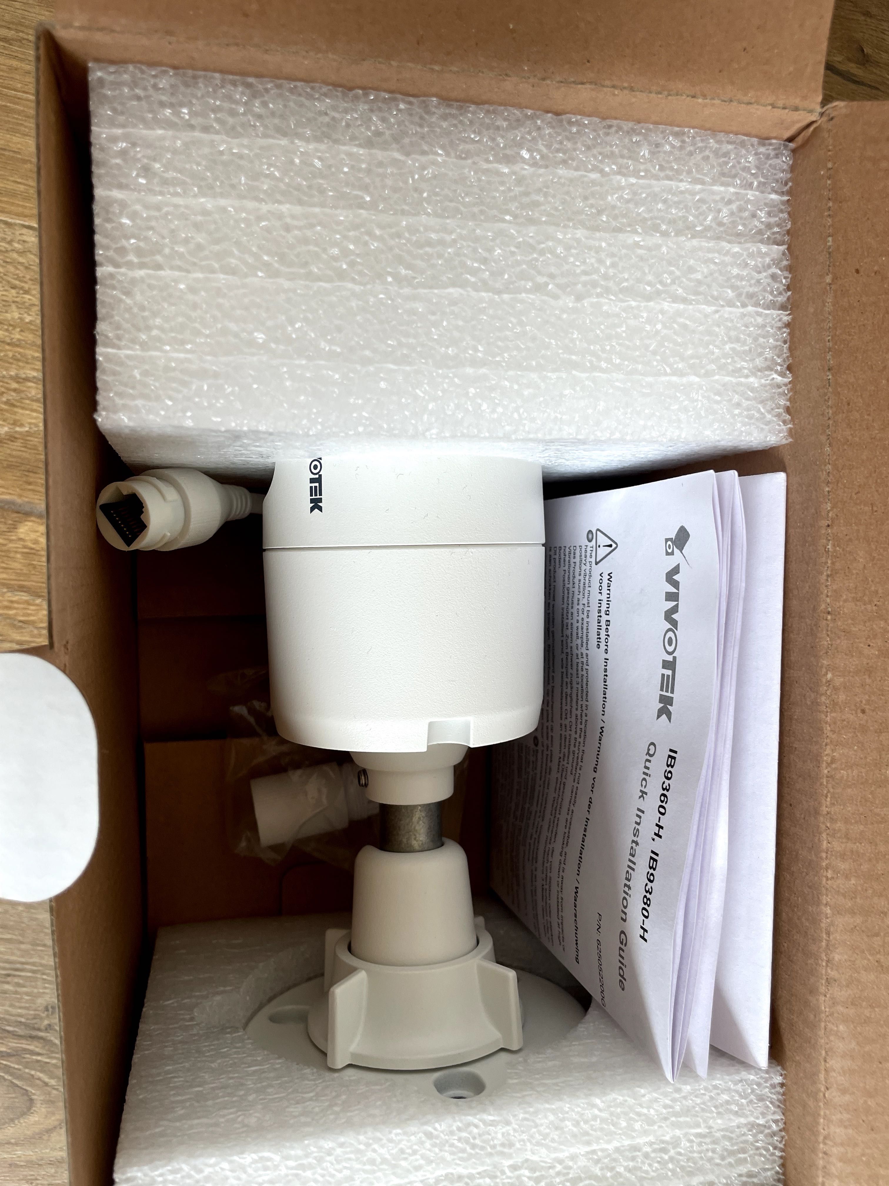 Monitoring IP CCTV Vivotek (Rekorder POE + 6 IP kamery)