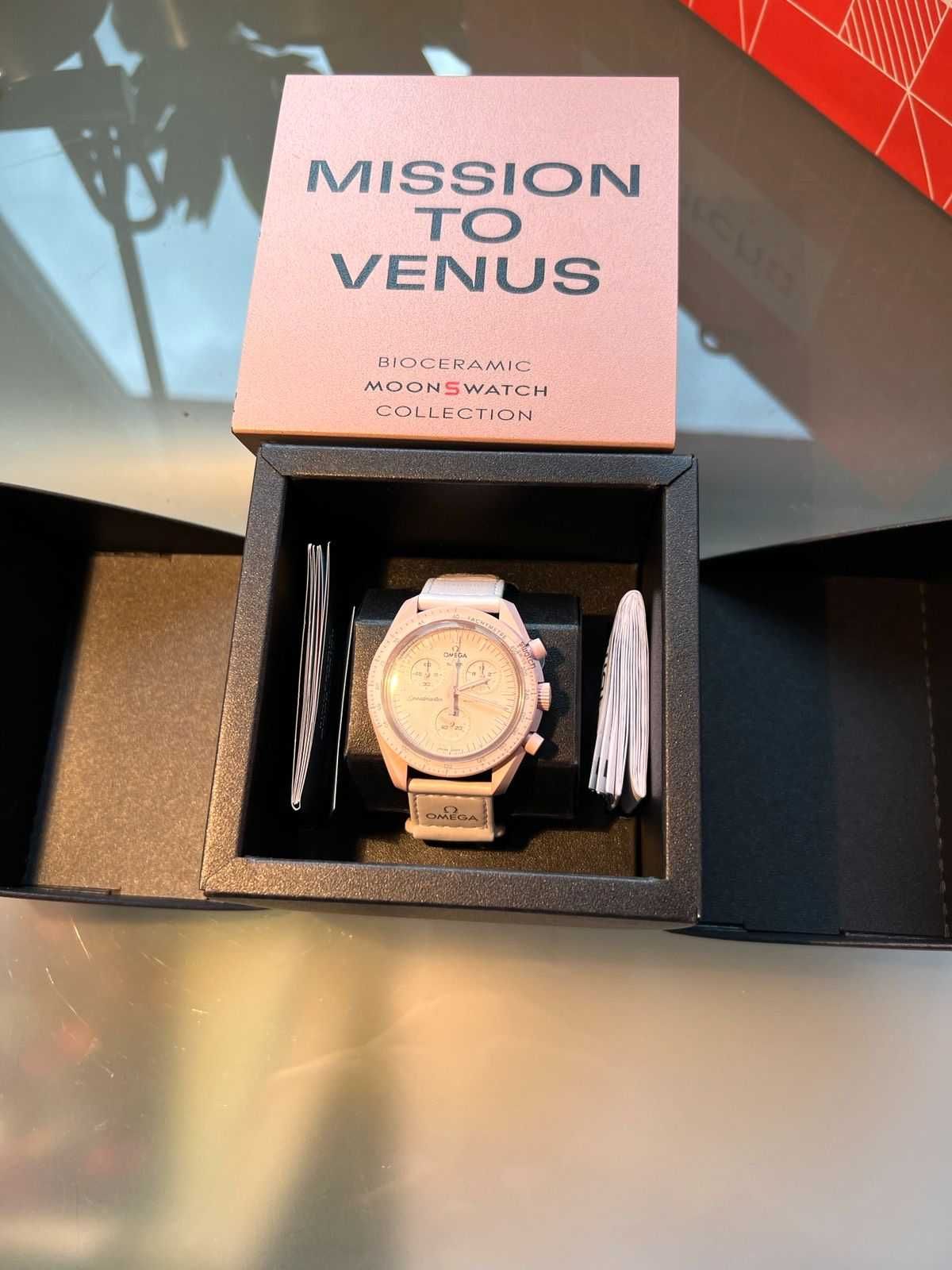 Mission To Venus: Omega x Swatch Model SO33P100