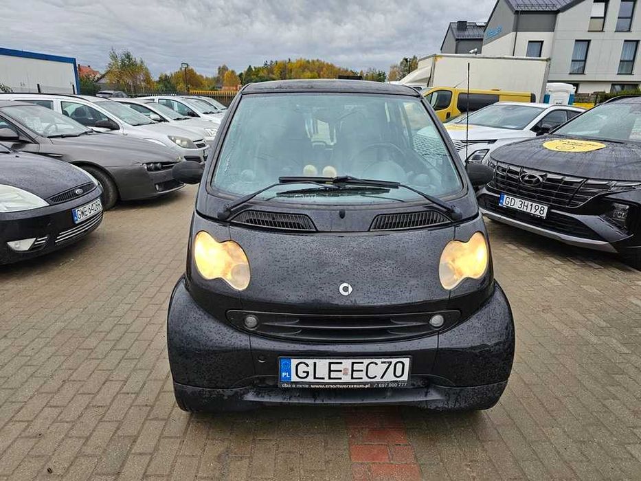SMART FORTWO 2003R/0.7 benzyna/ 61km/Opłaty aktualne/skóra/klima