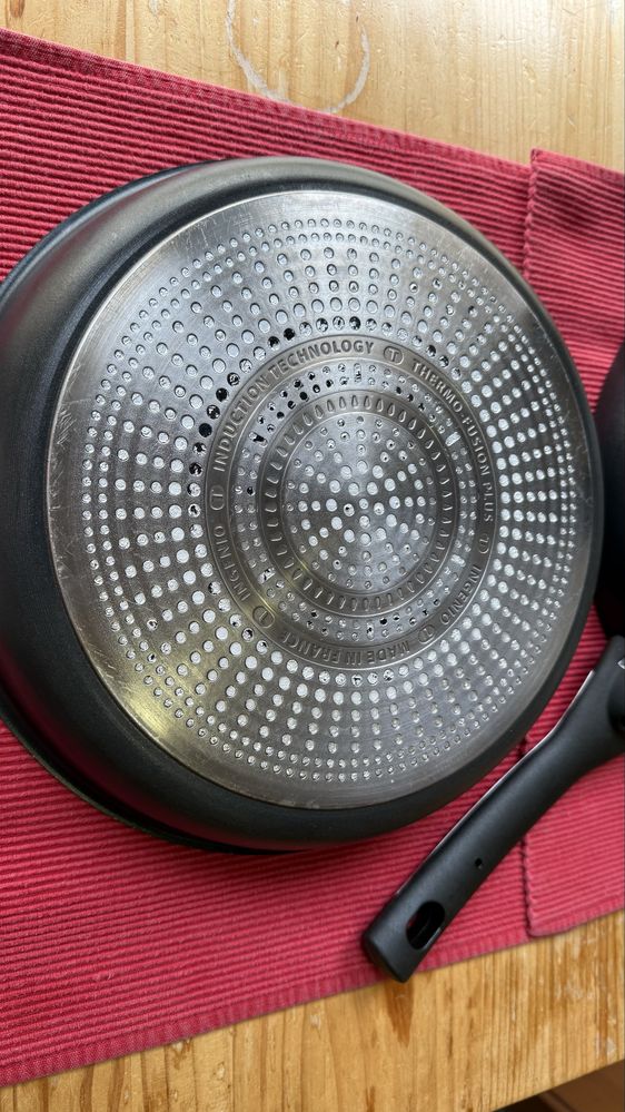 Frigideira e wok 28cm