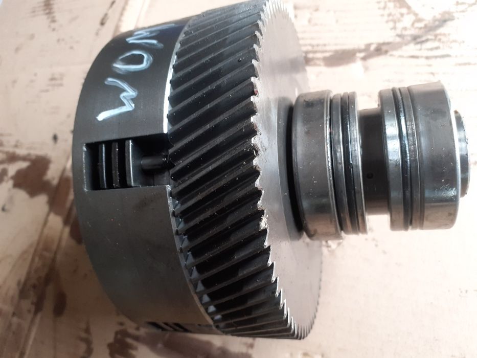 Kosz wałka wom3060 tryby 540  massey 3060 ferguson .1000