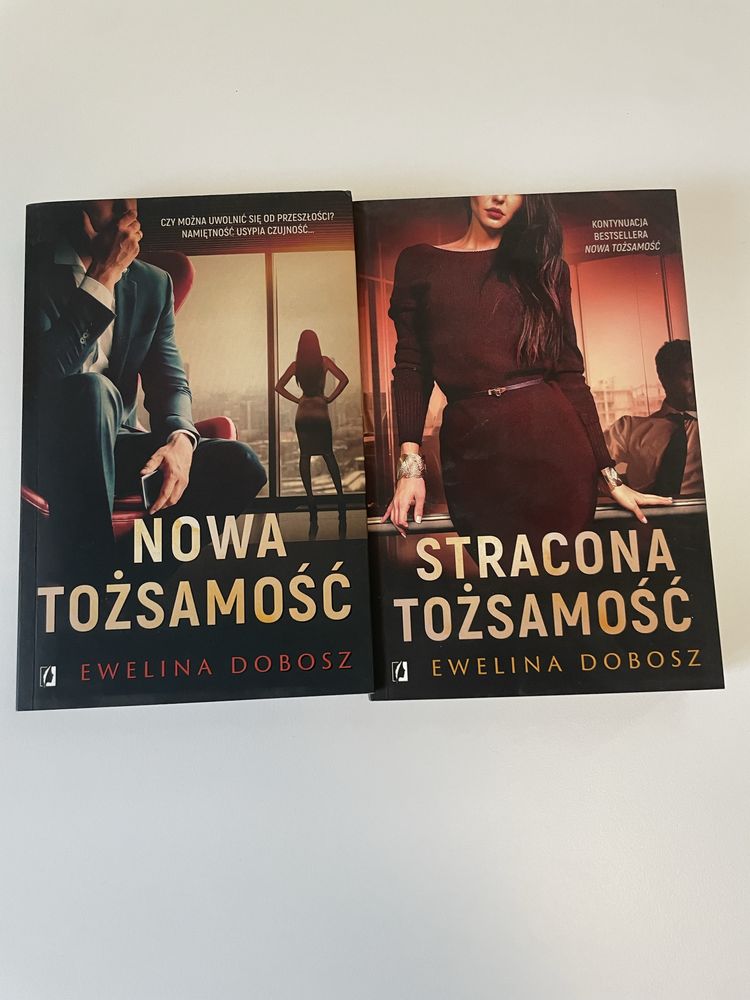Książki 2 szt Ewelina Dobosz Tożsamość