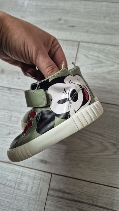 Trampki za kostkę dla chlopca, Myszka Mickey, H&M, r 22