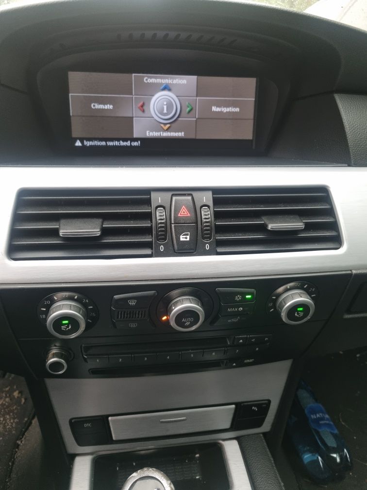 Duza Nawigacja radio Czytnik iDrive CCC Bmw E90 E91 E92 E93