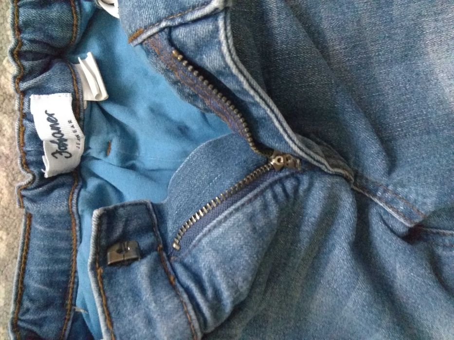 Джинсы на мальчика 110р 150 за 2 пары