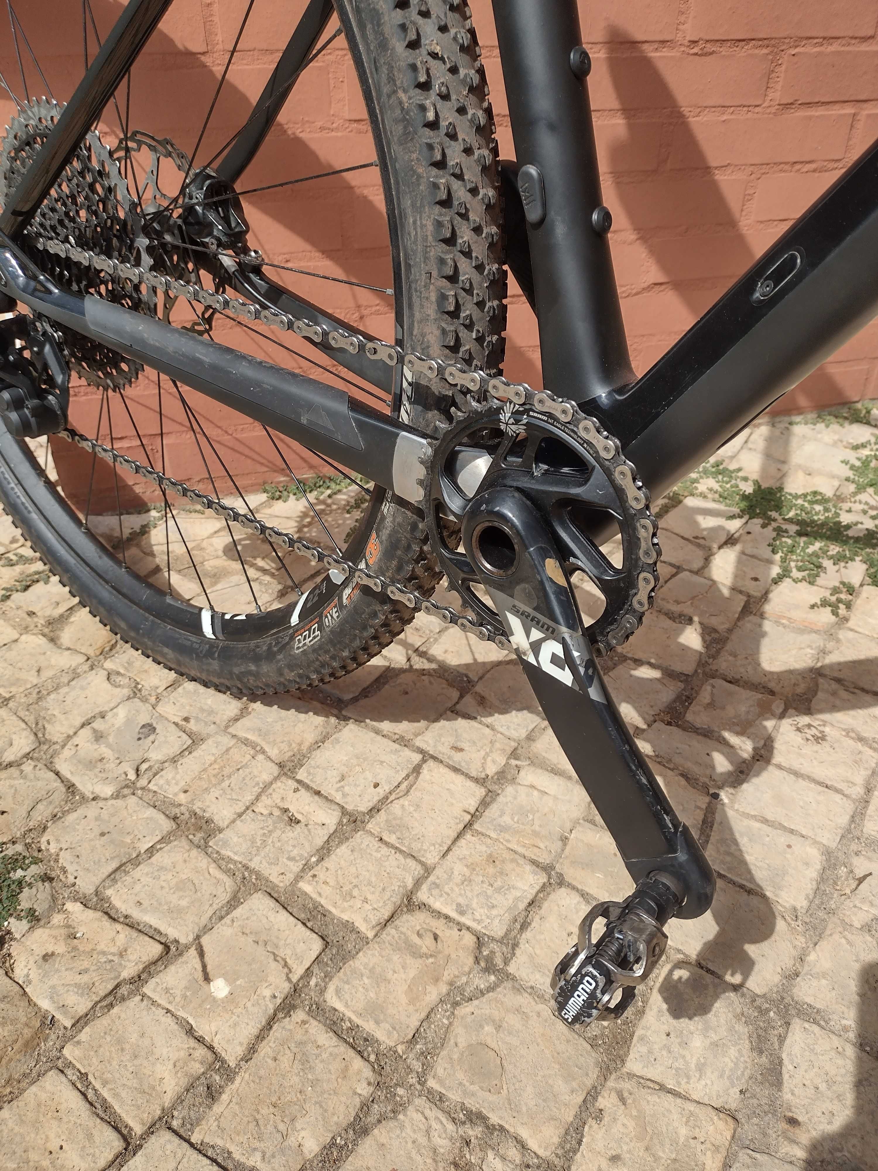 Canyon Exceed CF - SLX 8.0 pro race -2021