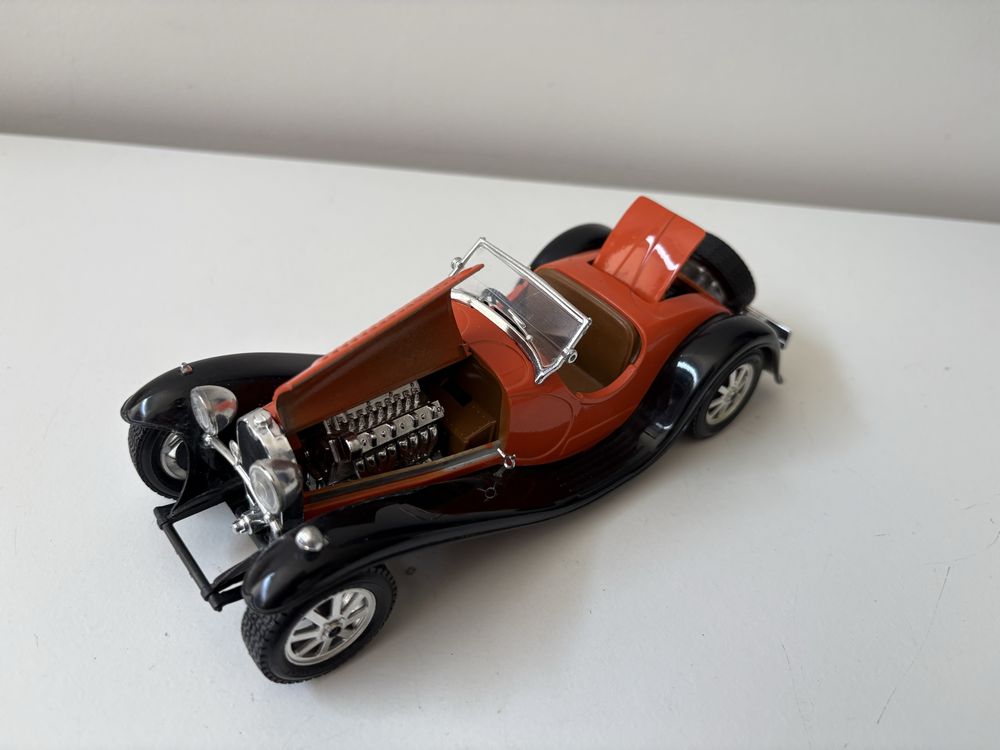Model Bugatti 1:24 Bburago Burago (maisto welly)
