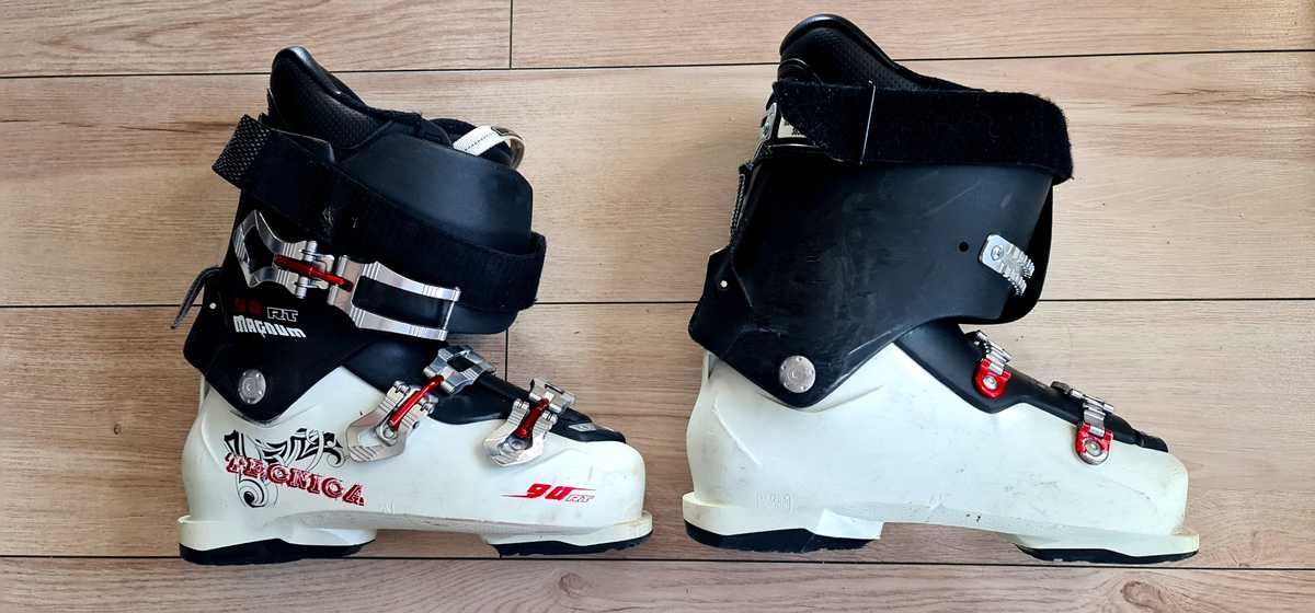 Buty narciarskie TECNICA MAGNUM 90 RT white/black 44