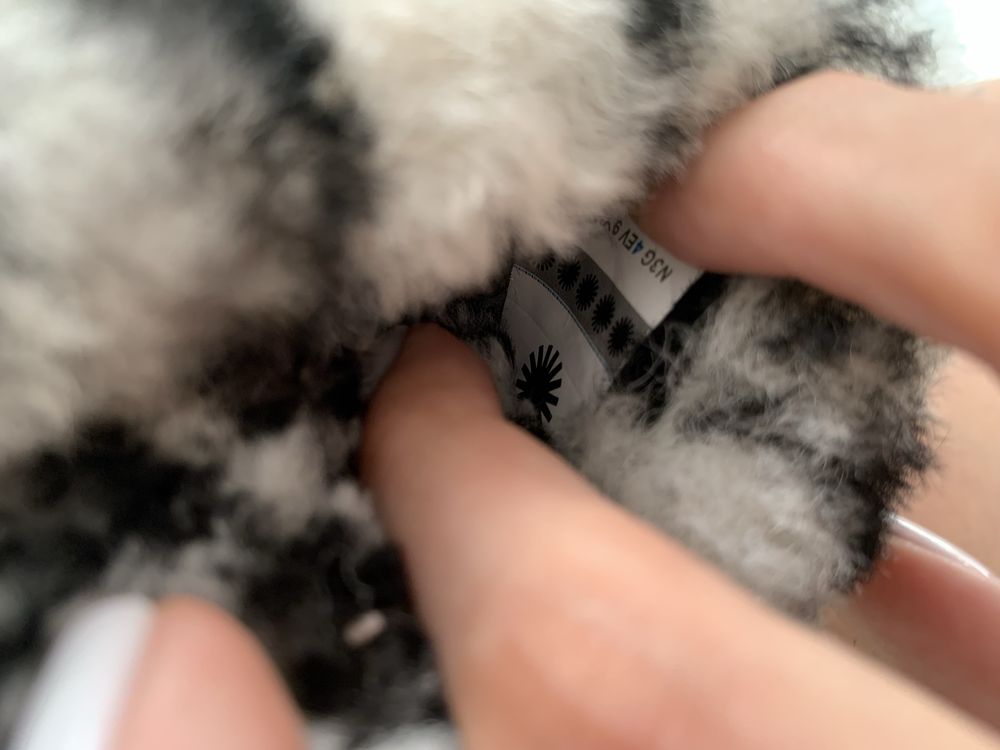Хутряні тапочки Ugg, тапулі Ugg, домашні тапки Ugg