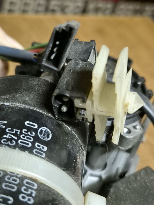 BMW E36 CABRIO Silnik Napęd Dachu Elektrycznego Składanego 8.353576